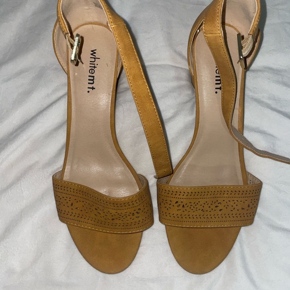 White Mountain Shoes - Open Toed Tan Heels